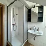 Takara Dachgeschosswohnung 08 Mit Terrasse شقة