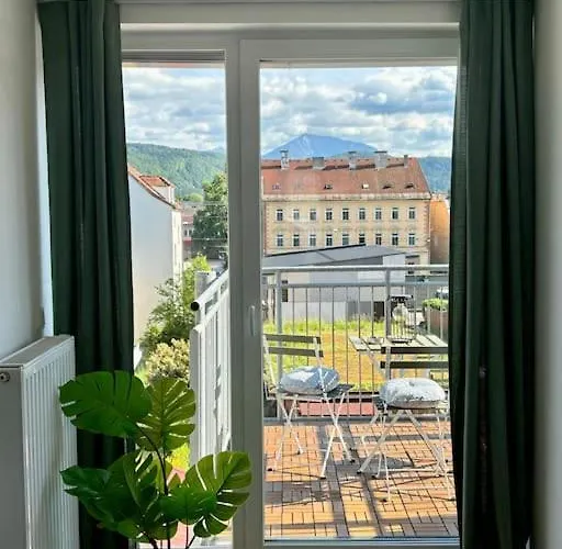 Takara Dachgeschosswohnung 08 Mit Terrasse كلاغنفورت